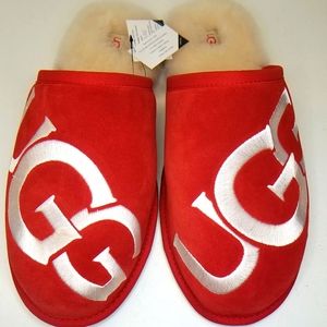 UGG Scuff Logo Embroidered Slippers NIB